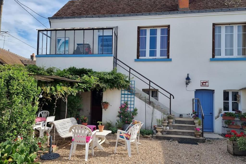 Les Noyers Monestois Entre Cher Et Canal De Berry Mennetou-sur-Cher Kültér fotó